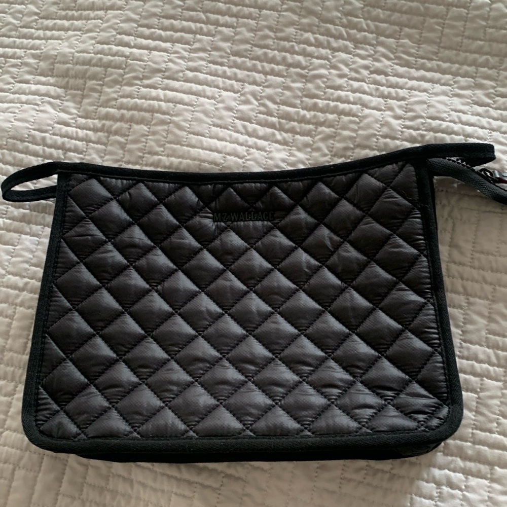 Mz Wallace Metro clutch